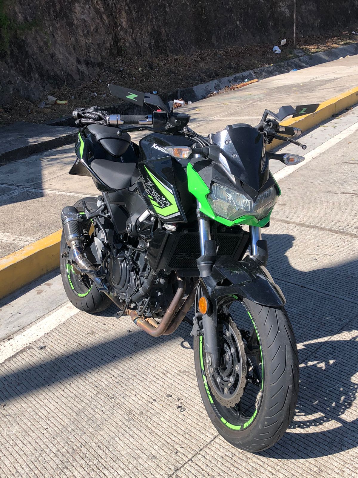 Kawasaki Z400 2023